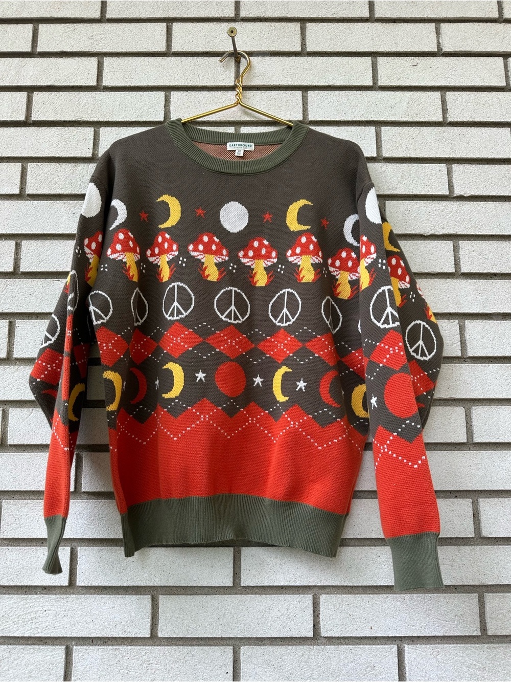 Earthbound Mushroom Moon Peace Sign Cotton Knit Sweater Olive Graphic M
